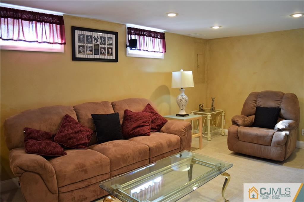6 Hastings Road Old Bridge, NJ 08857 - Photo 11 of 14 Gallery Image 11
