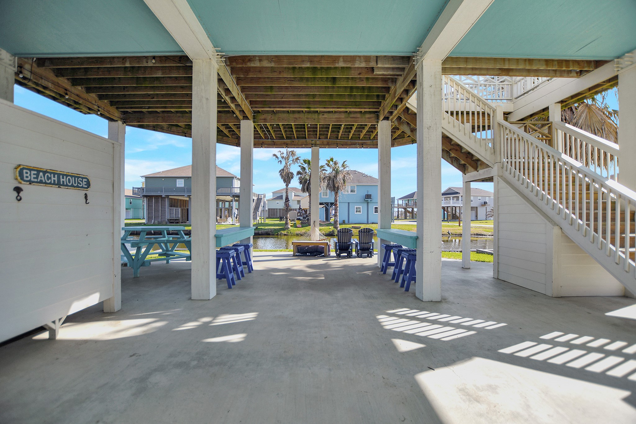 2570 Tide Road Port Bolivar, TX 77650 - Photo 10 of 50 a view of steet with window