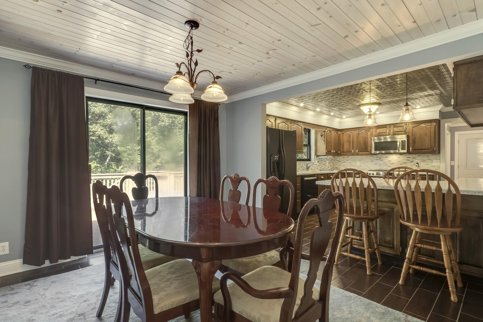 145 Claremont Road Oak Ridge, TN 37830 - Photo 14 of 40 14_ClaremontRoad_145_Dining01