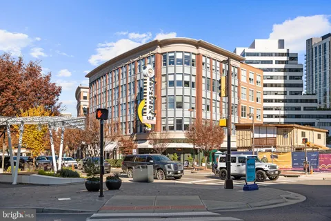 $550,000 | 7111 Woodmont Avenue, Unit 709, Bethesda, MD 20815