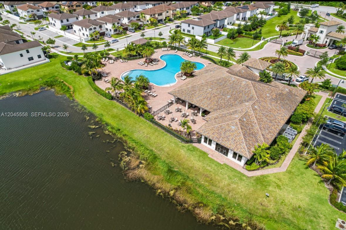 3209 West 98th Place Hialeah, FL 33018 - Photo 33 of 38