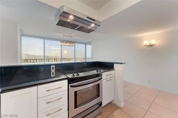 $2,550 | 3111 Bel Air Drive, Unit 11B, Las Vegas, NV 89109