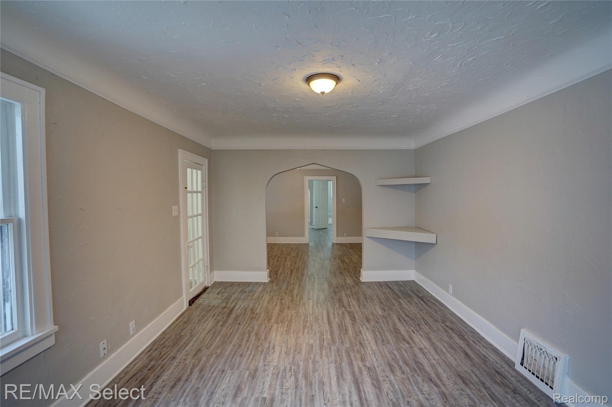 8085 Corunna Road Flint, MI 48532 - Photo 32 of 98 8085 Corunna Rd 032.jpg