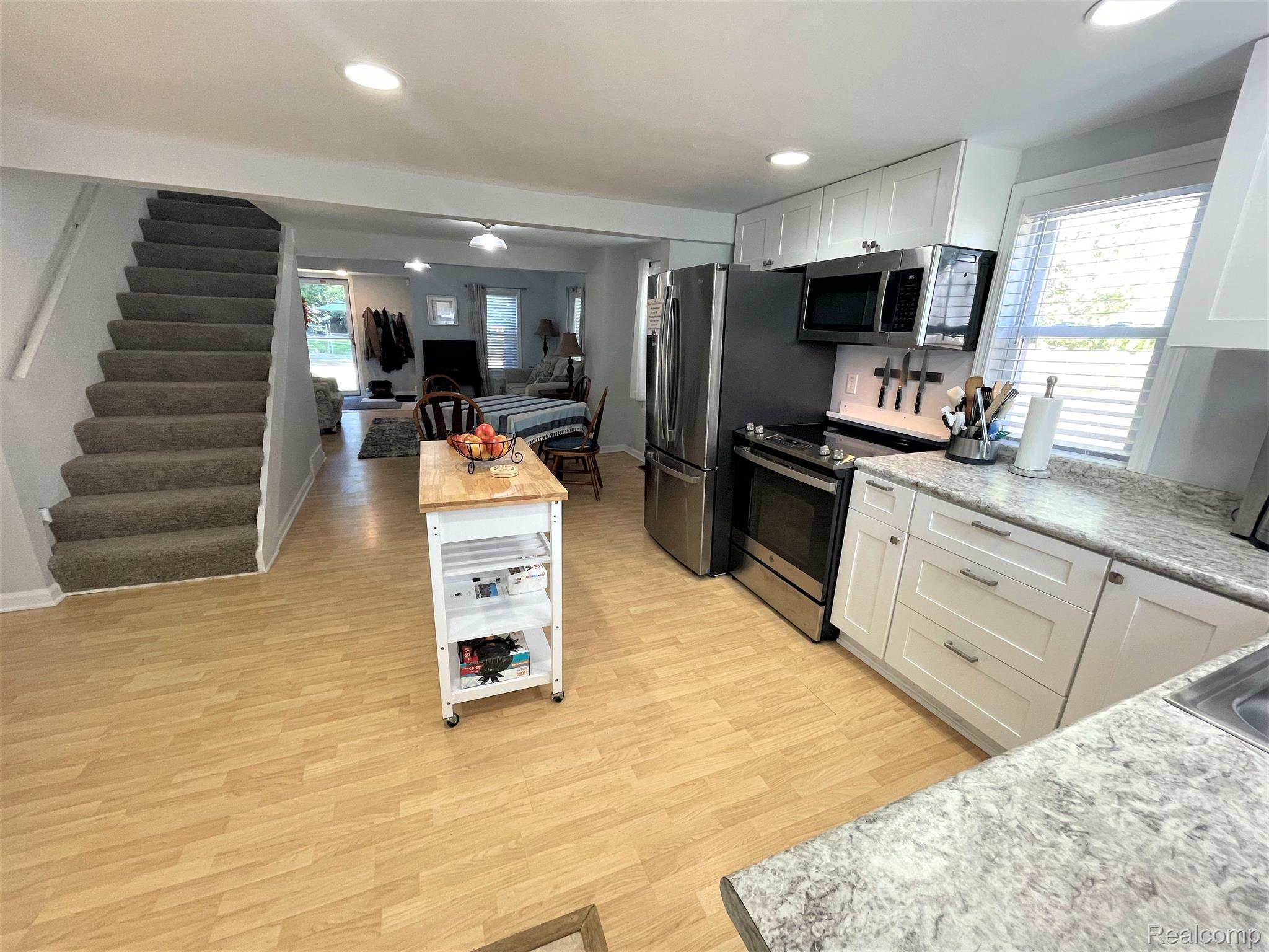 7314 Elm Road Lexington, MI 48450 - Photo 11 of 28 Gallery Image 11