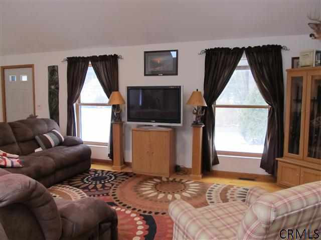 9 Hall Road Queensbury, NY 12804 - Photo 4 of 14 Photo 4