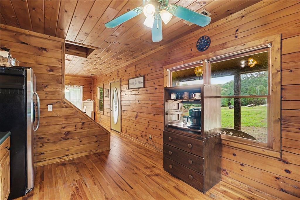385 Bar J Road Temple, GA 30179 - Photo 12 of 31