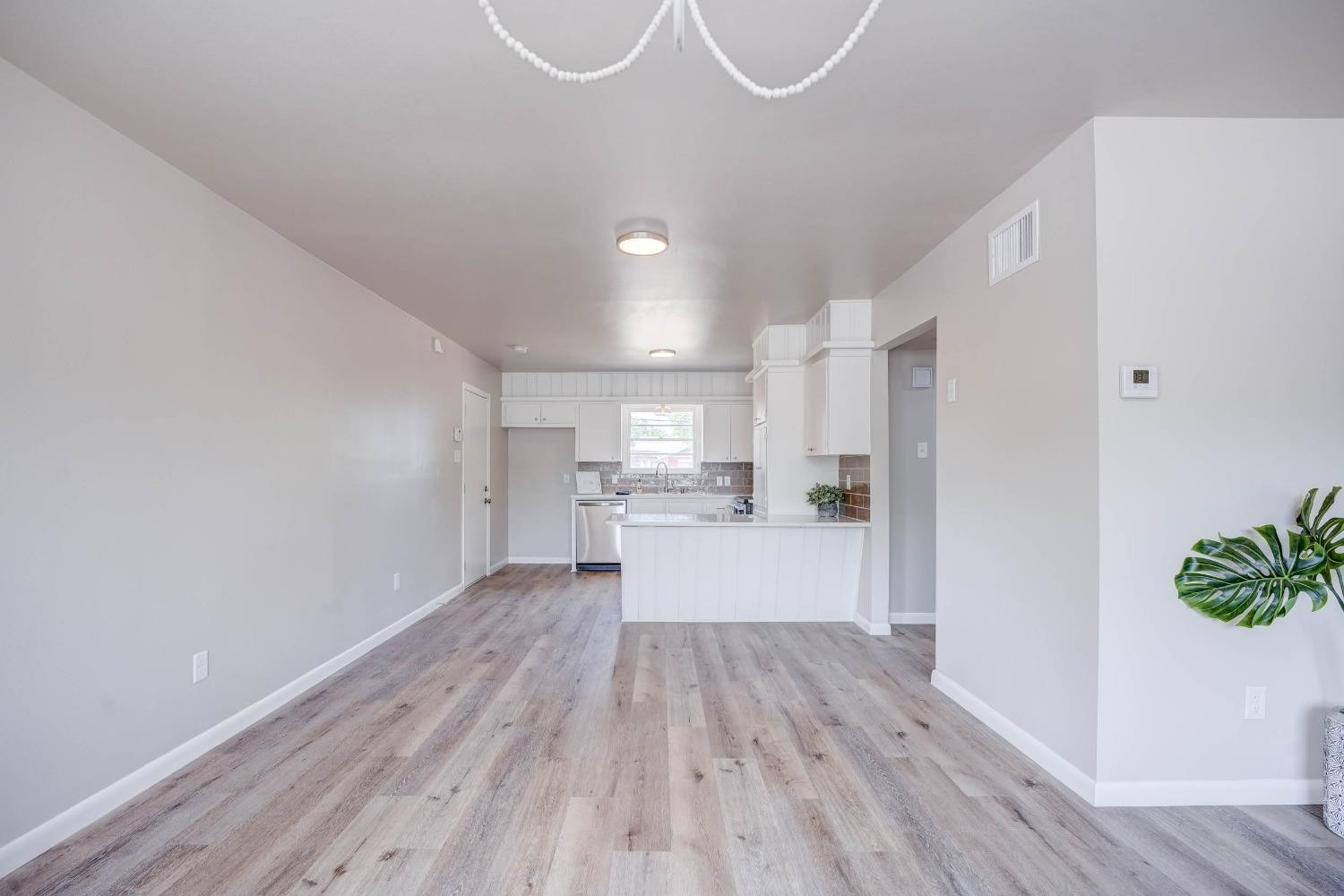 5434 32nd Street Lubbock, TX 79407 - Photo 6 of 27 Photo 6