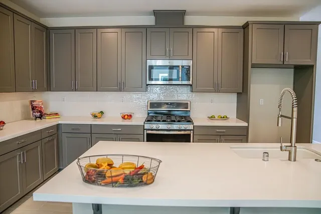 $3,999 | 81 South Milpitas Boulevard, Milpitas, CA 95035