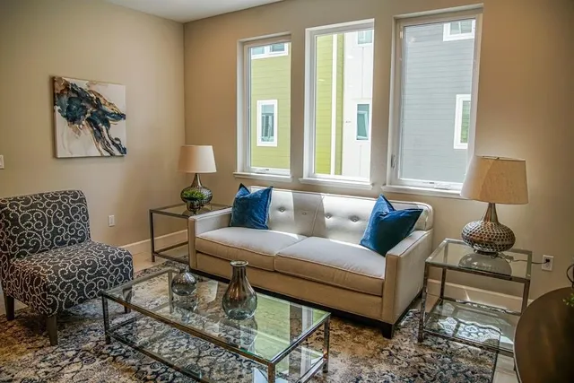 $3,999 | 81 South Milpitas Boulevard, Milpitas, CA 95035