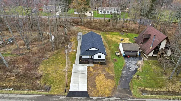 $384,990 | 557 Eisenhower Avenue, Evans, NY 14006