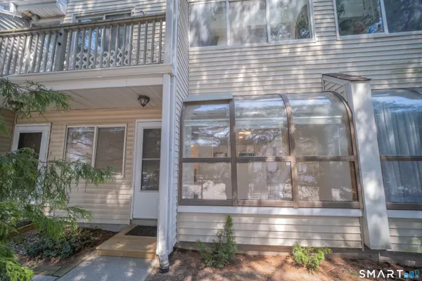 $2,000 | 3236 Madison Avenue, Unit 2, Bridgeport, CT 06606