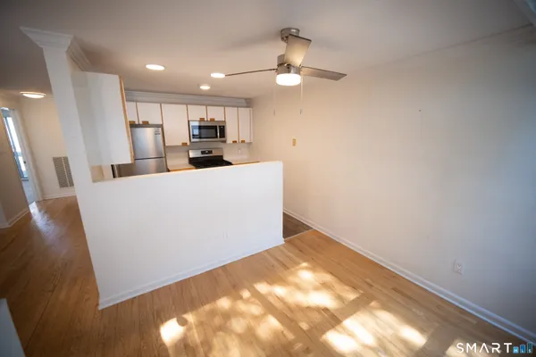 $2,000 | 3236 Madison Avenue, Unit 2, Bridgeport, CT 06606