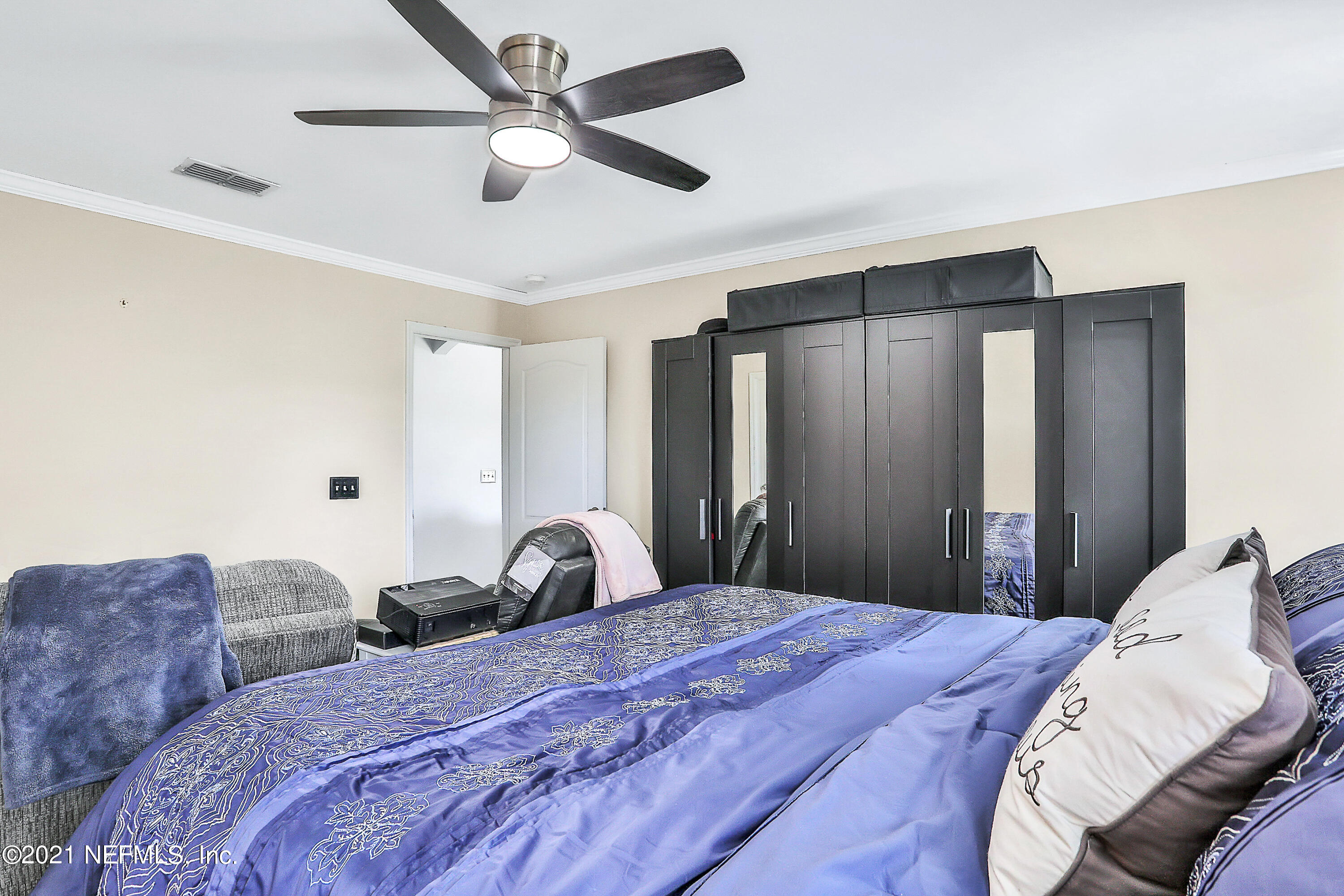 12696 Copper Springs Road Jacksonville, FL 32246 - Photo 19 of 36 297A7897