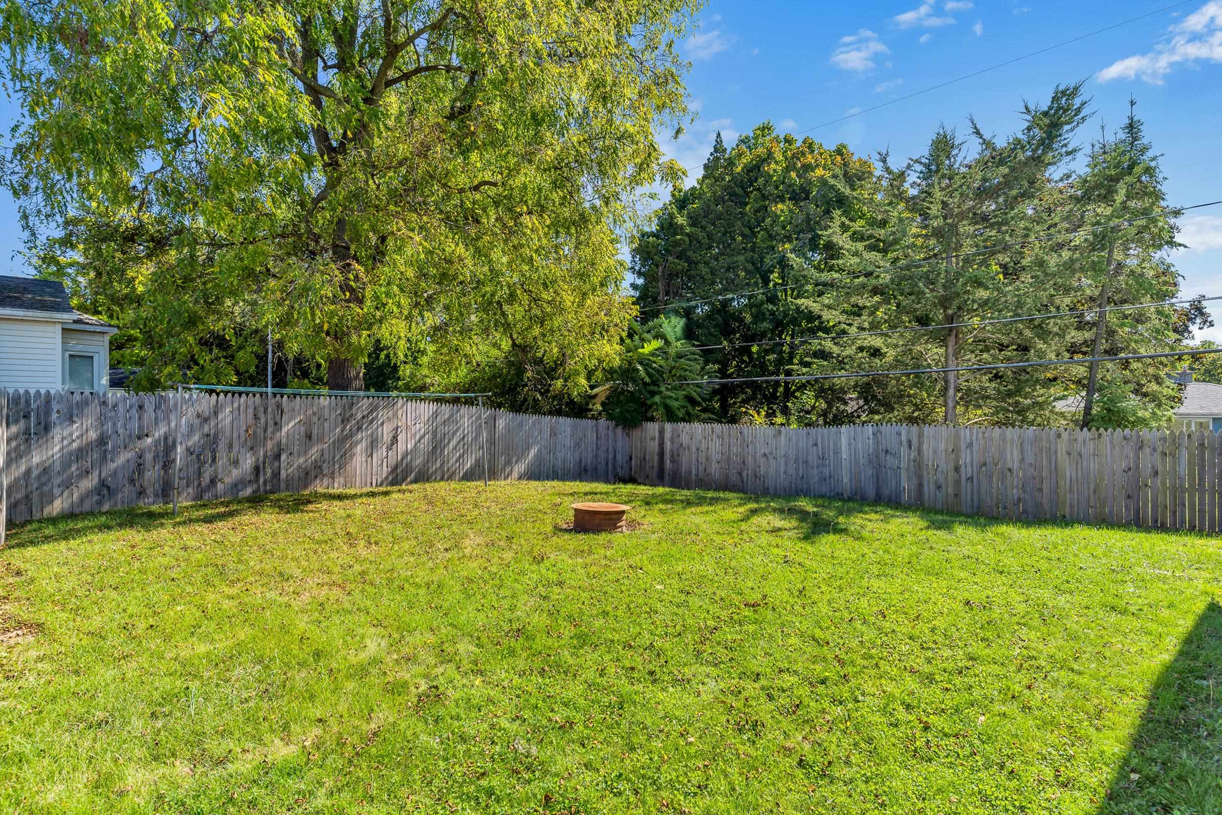3101 Miller Road Flint, MI 48503 - Photo 12 of 30 50154896-6f7293bd-700a-4d74-ba54-2c9e3af268bb.JPG