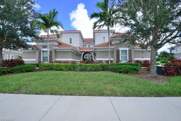 $4,500 | 10271 Glastonbury Circle, Unit 102, Fort Myers, FL 33913