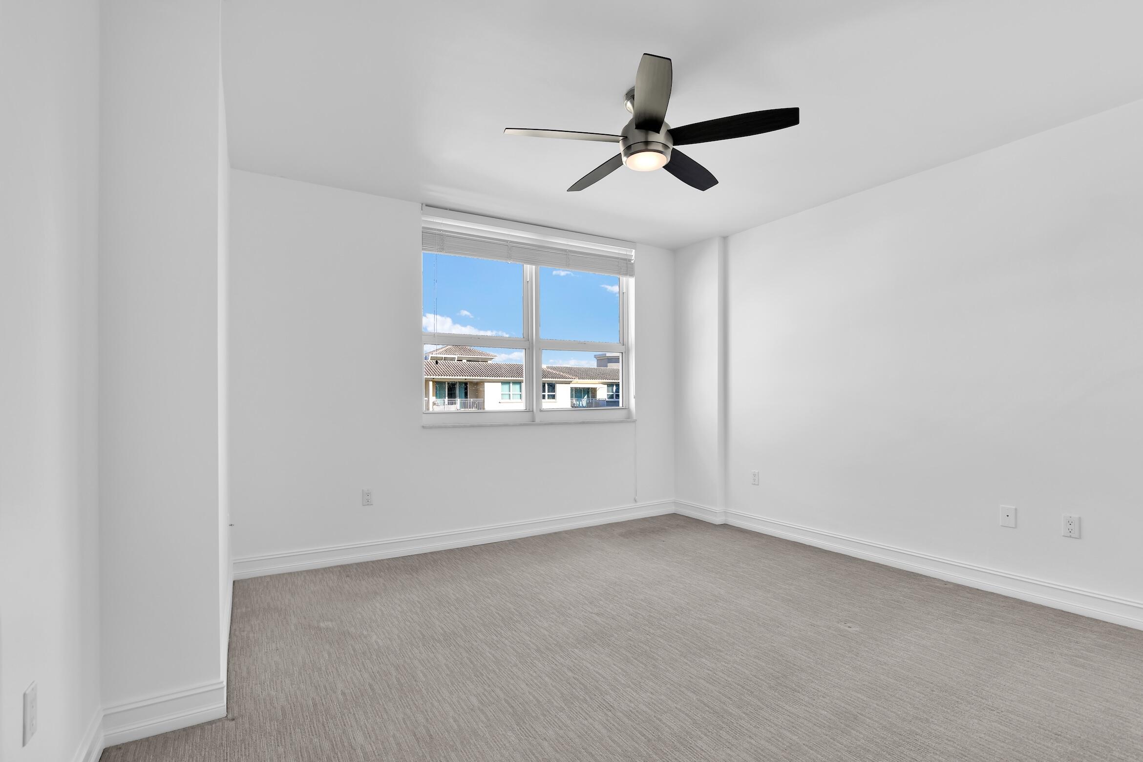 99 Southeast Mizner Boulevard, Unit PH 40 Boca Raton, FL 33432 - Photo 31 of 51 99 SE Mizner PH40 Boca Raton BRS - 76