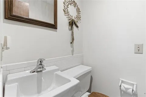 $265,000 | 8828 Laurel Avenue, Kansas City, MO 64138