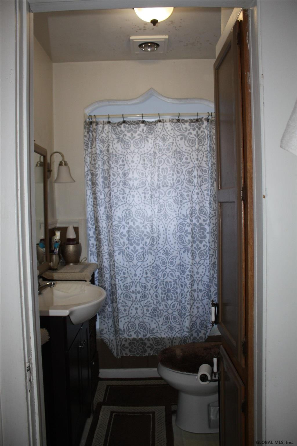 354 Princetown Road Rotterdam, NY 12306 - Photo 8 of 37 Photo 8