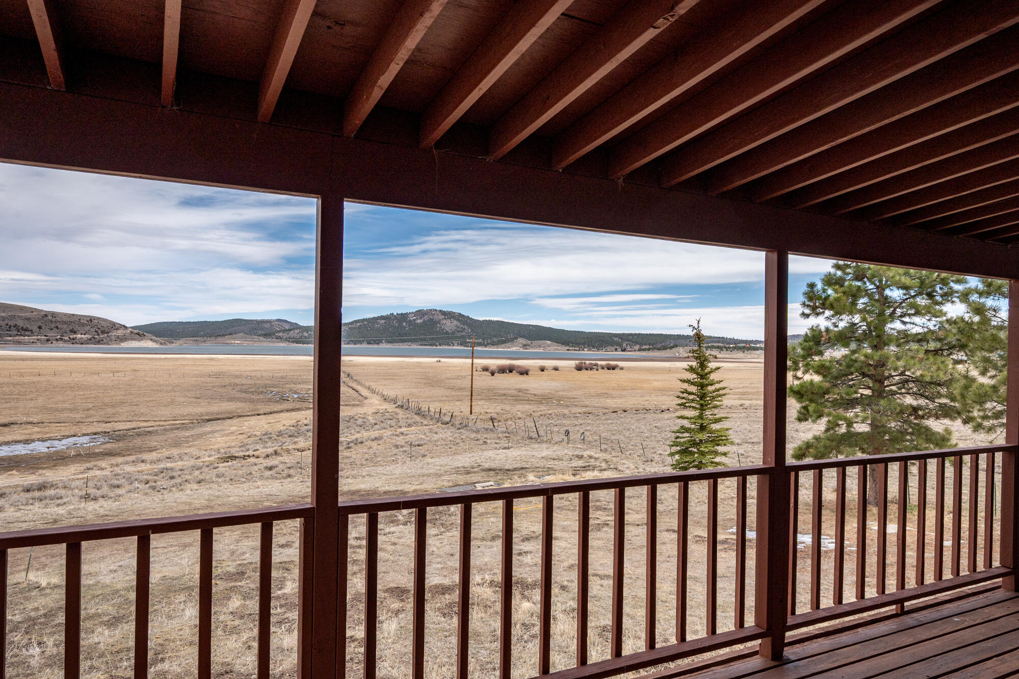 297 West Shore Road Panguitch, UT 84759 - Photo 11 of 58 297 S West Lake Shore-17