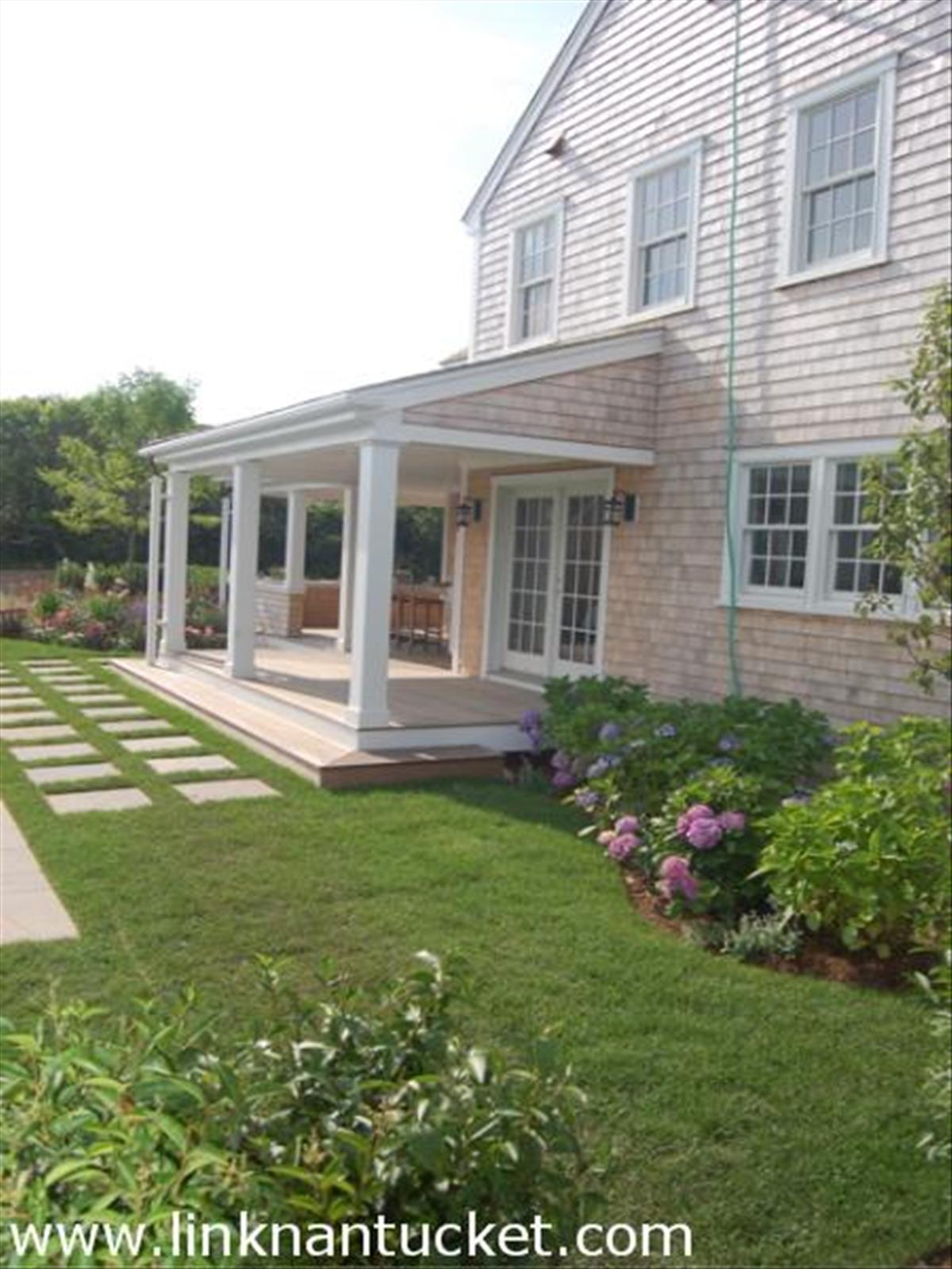 32 Pocomo Road Nantucket, MA 02554 - Photo 4 of 27 Gallery Image 4
