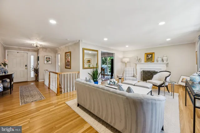 $1,375,000 | 6223 Loch Raven Drive, McLean, VA 22101