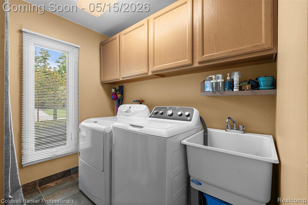 24295 Roma Ridge Drive Novi, MI 48374 - Photo 27 of 49 Gallery Image 27