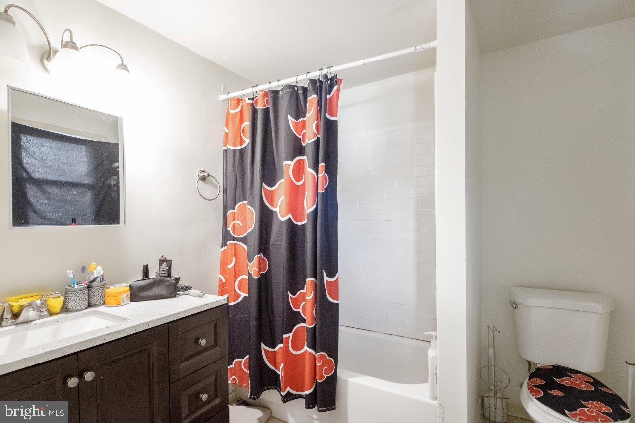 201 Deptford Road Glassboro, NJ 08028 - Photo 13 of 16 Bathroom (2nd Floor)