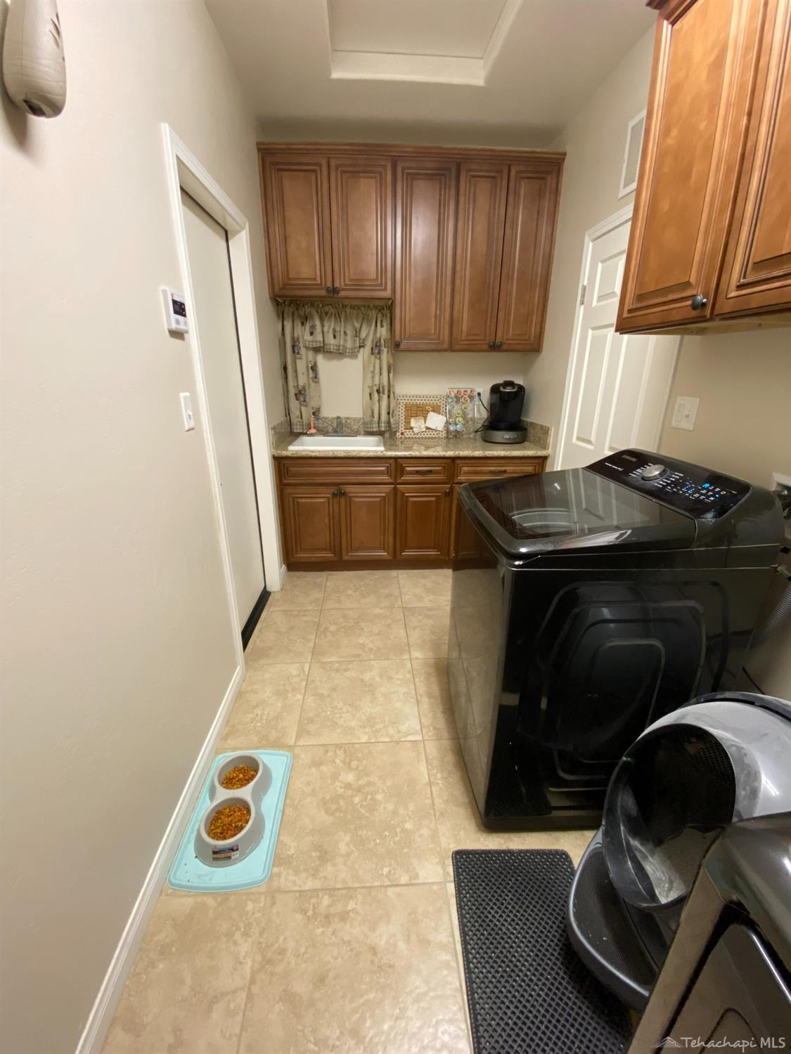 803 Mulberry Street Tehachapi, CA 93561 - Photo 9 of 18 Gallery Image 9