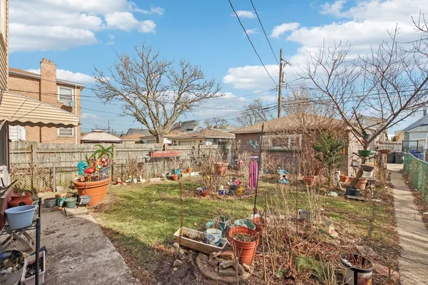 $575,000 | 2165 North Moody Avenue, Chicago, IL 60639