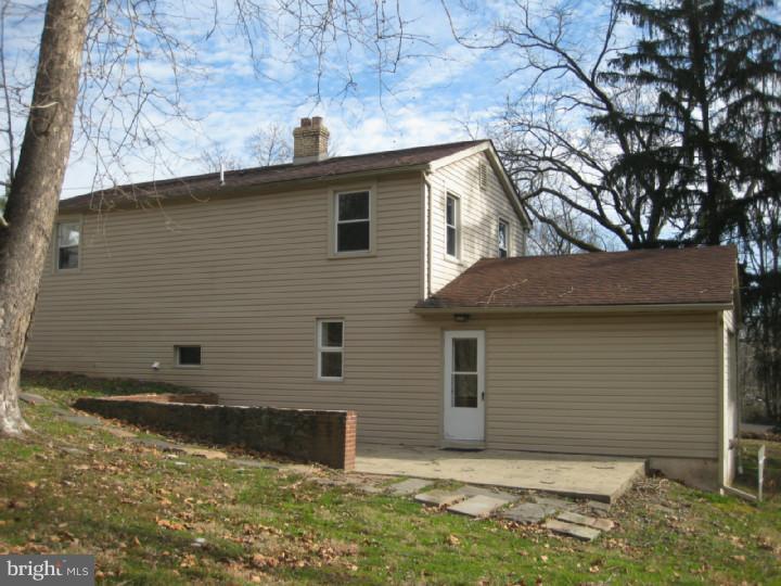 1754 Old York Road Warminster, PA 18974 - Photo 12 of 16 Exterior Back