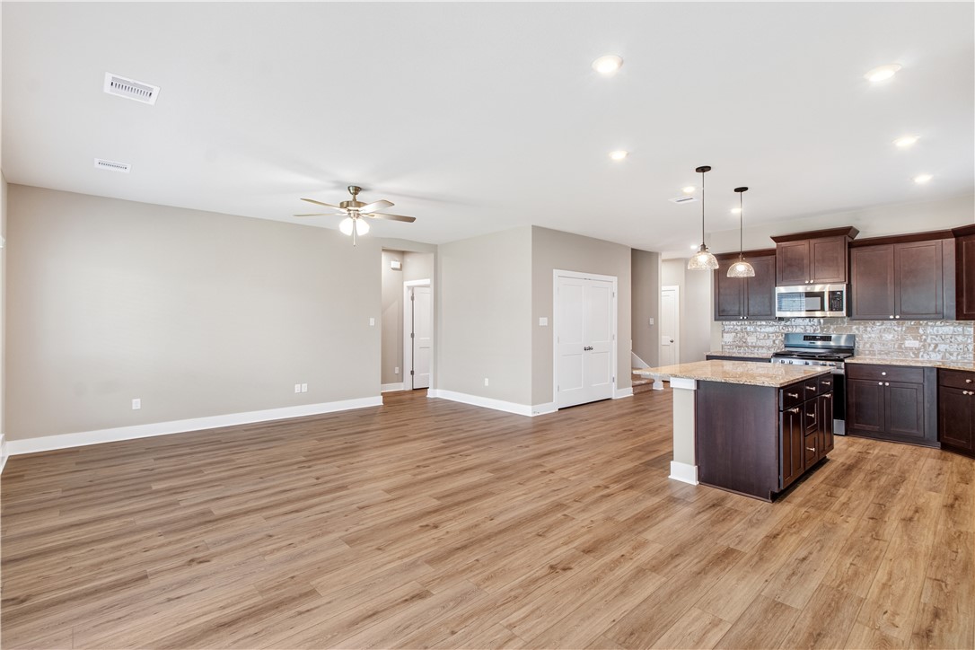 6307 Raleigh Drive College Station, TX 77845 - Photo 6 of 31