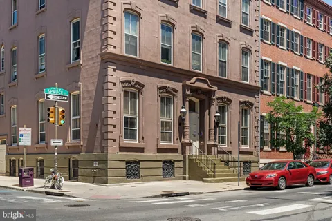 $348,900 | 1035 Spruce Street, Unit 106, Philadelphia, PA 19107