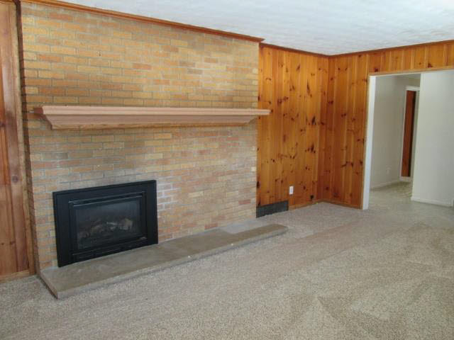 7834 Secor Road Lambertville, MI 48144 - Photo 16 of 20 Family Room