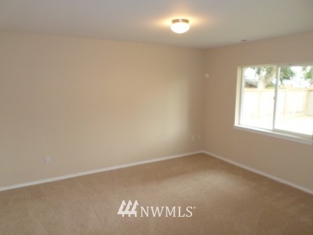 459 Kitsap Place Northeast Renton, WA 98059 - Photo 9 of 17