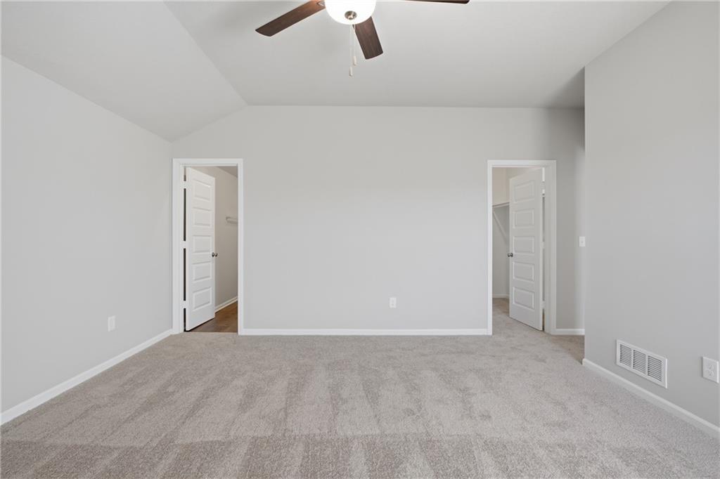 19451 Lincoln Street Spring Hill, KS 66083 - Photo 7 of 17