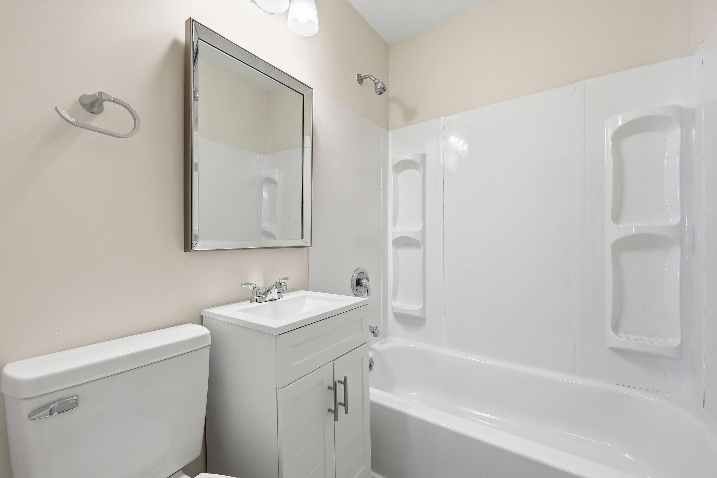 2211 Garfield Street North Charleston, SC 29405 - Photo 13 of 23 RU4A0678