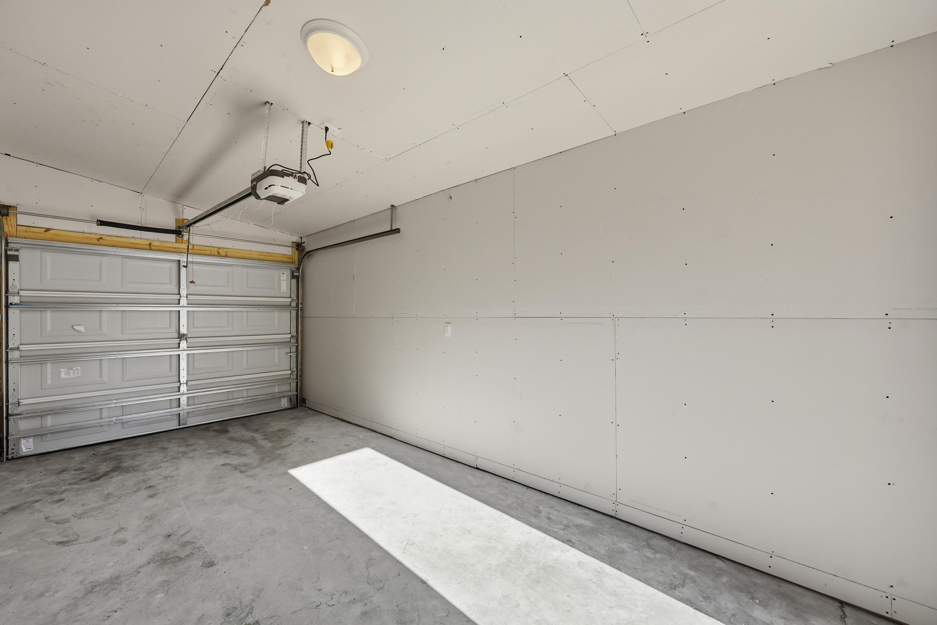 2211 Garfield Street North Charleston, SC 29405 - Photo 22 of 23 RU4A0713