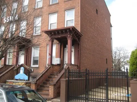 $1,700 | 121 Wooster Street, Unit 2, New Haven, CT 06511