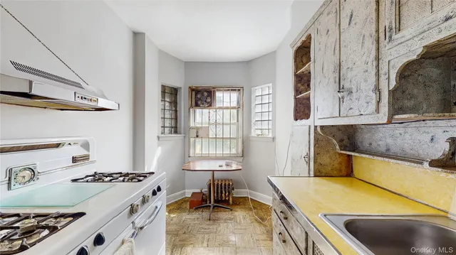 $949,000 | 148-40 61st Road | Queensboro Hill