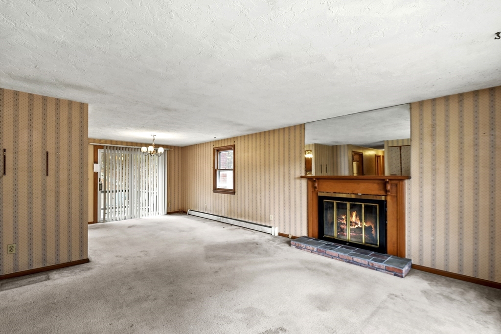 25 Prentice Road Northbridge, MA 01588 - Photo 2 of 32