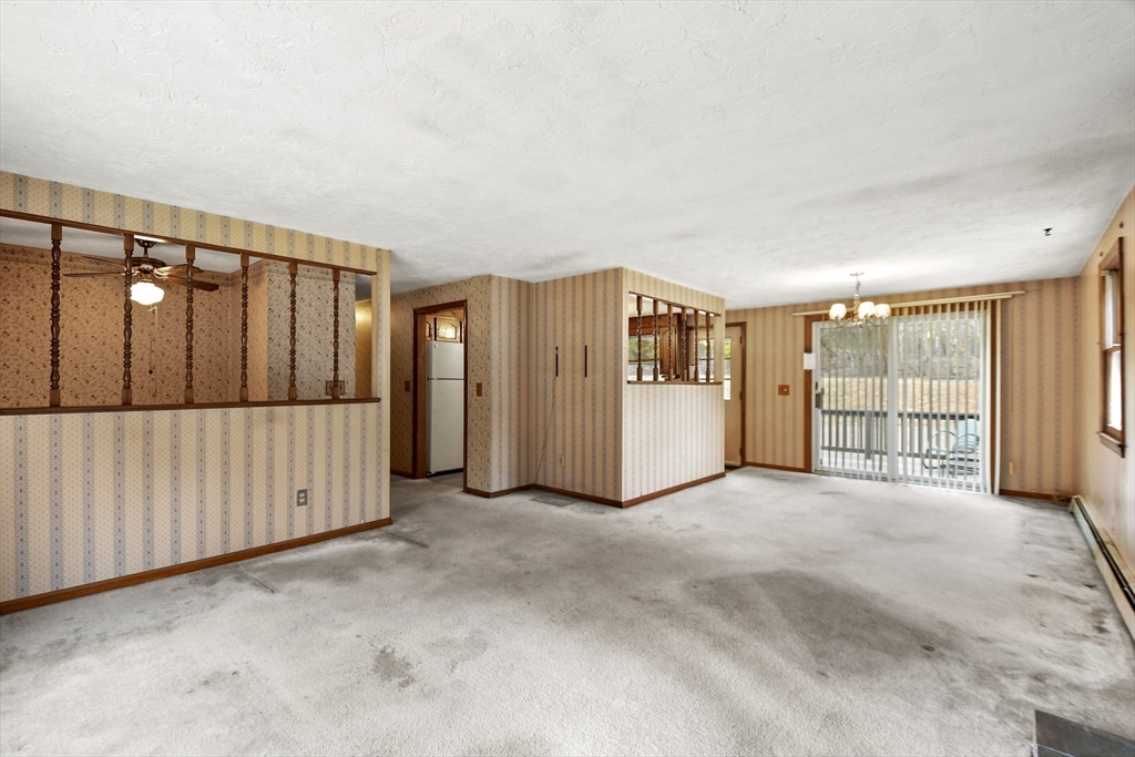 25 Prentice Road Northbridge, MA 01588 - Photo 3 of 32