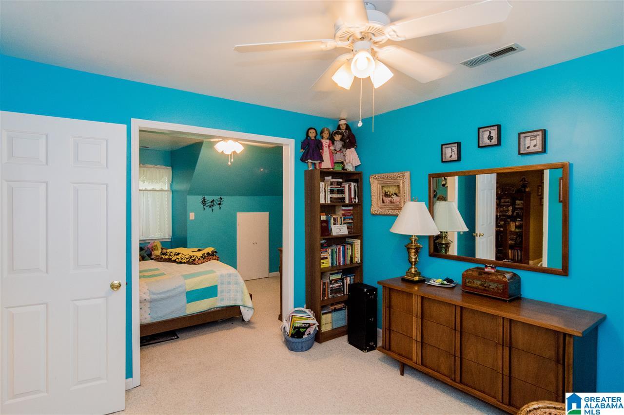 100 Spinnaker Lane Alabaster, AL 35007 - Photo 18 of 33