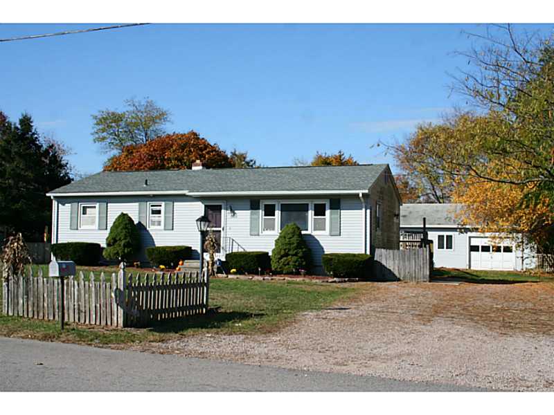 12 Weathervane Way Westerly, RI 02808 - Photo 1 of 20 Exterior Front.
