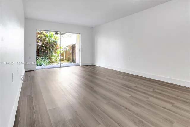 $1,850 | 11273 Southwest 88th Street, Unit 116J, Miami, FL 33176