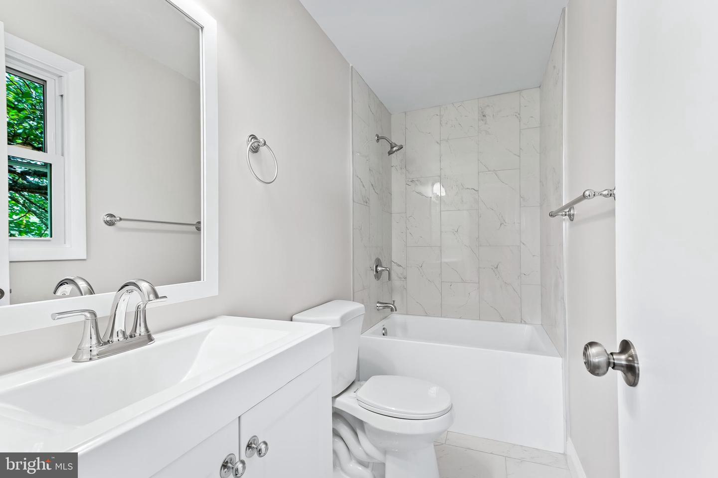 105 Warfieldsburg Road Westminster, MD 21157 - Photo 14 of 34 Modern bathroom with sleek finishes main level