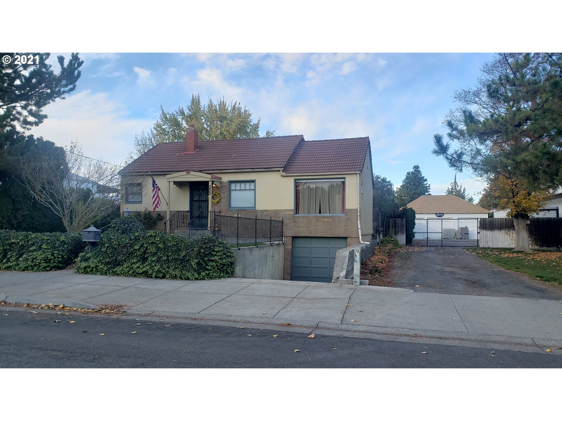 333 East Ridgeway Avenue Hermiston, OR 97838 - Photo 1 of 1 Gallery Image 1