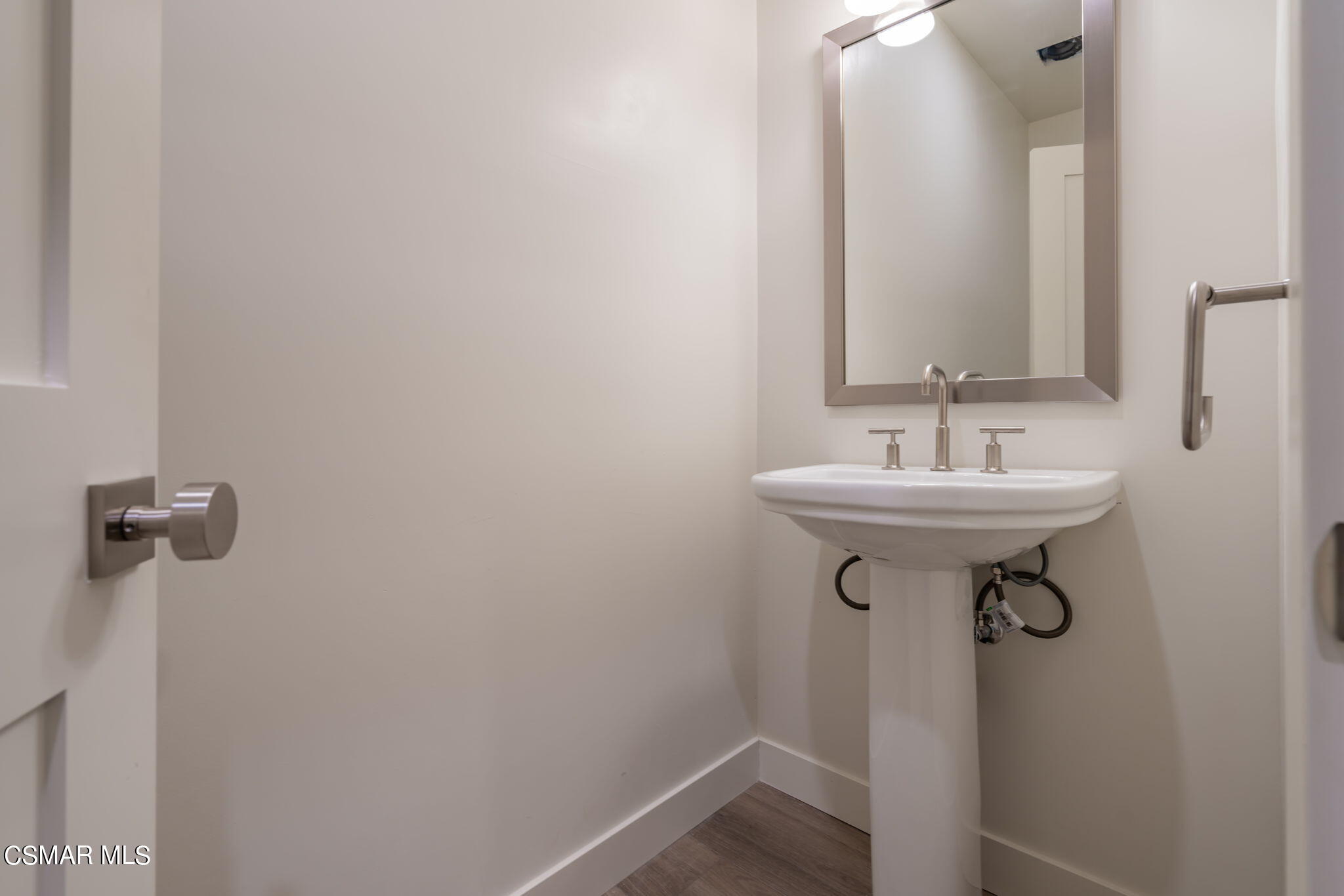 4675 Summit Avenue Simi Valley, CA 93063 - Photo 21 of 71 21-web-or-mls-_CK18819