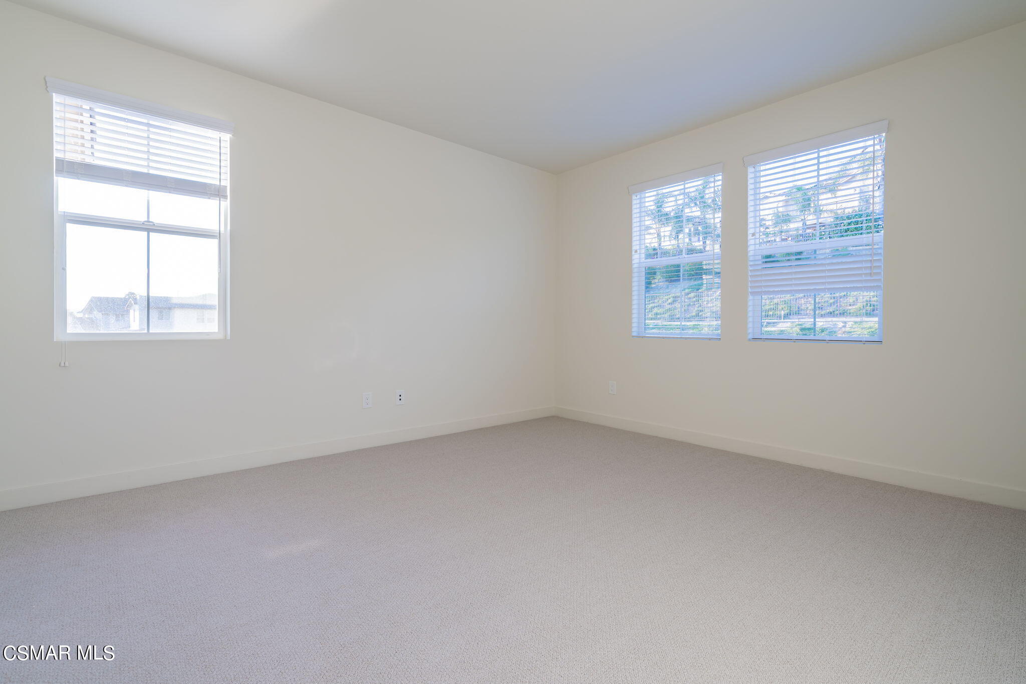 4675 Summit Avenue Simi Valley, CA 93063 - Photo 31 of 71 31-web-or-mls-_CK18831