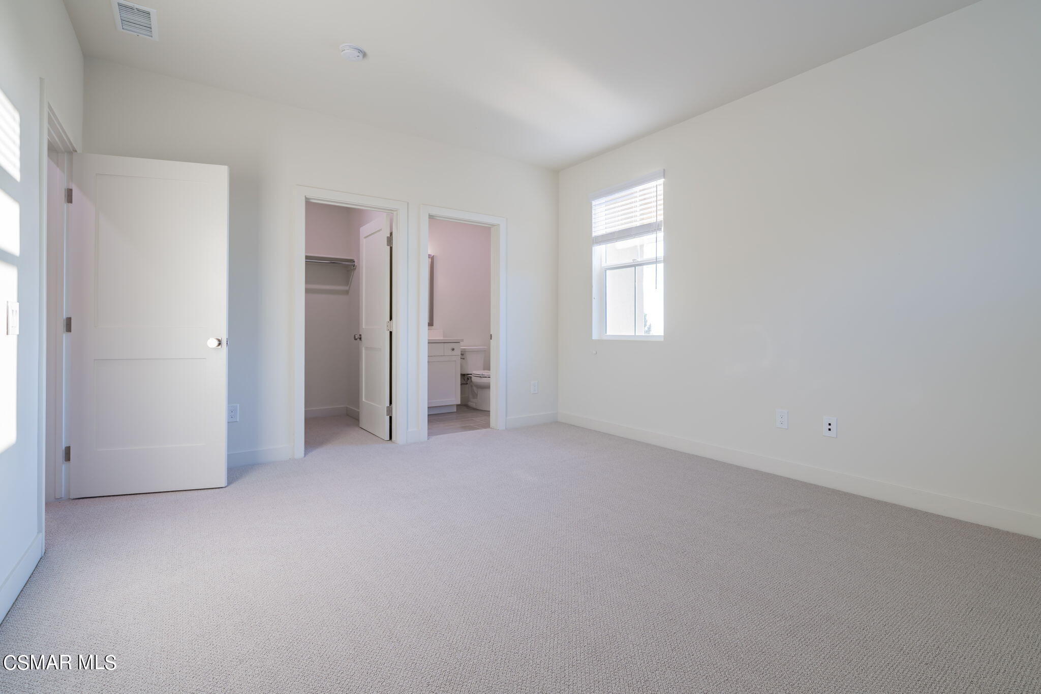 4675 Summit Avenue Simi Valley, CA 93063 - Photo 32 of 71 32-web-or-mls-_CK18832