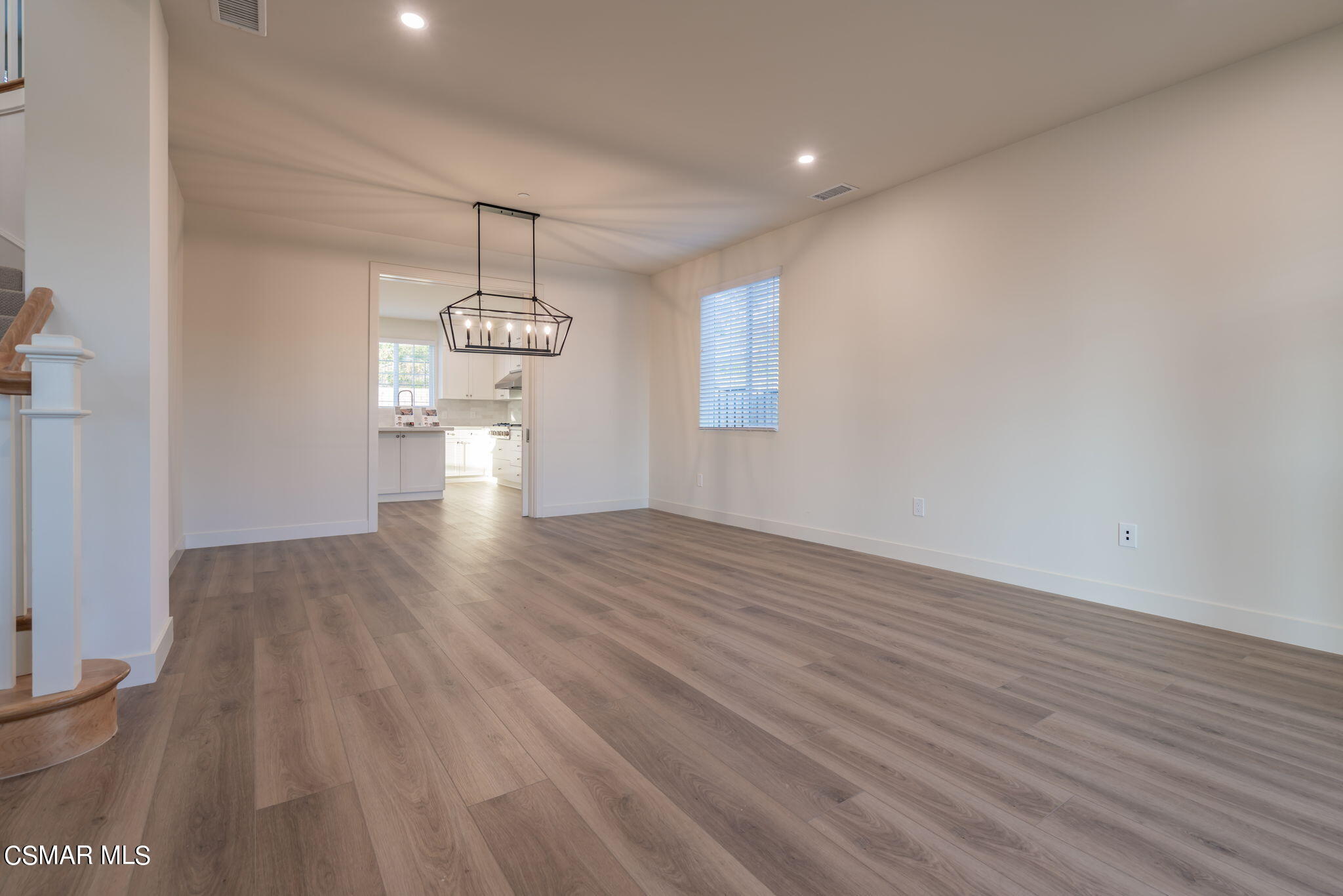 4675 Summit Avenue Simi Valley, CA 93063 - Photo 8 of 71 8-web-or-mls-_CK18806
